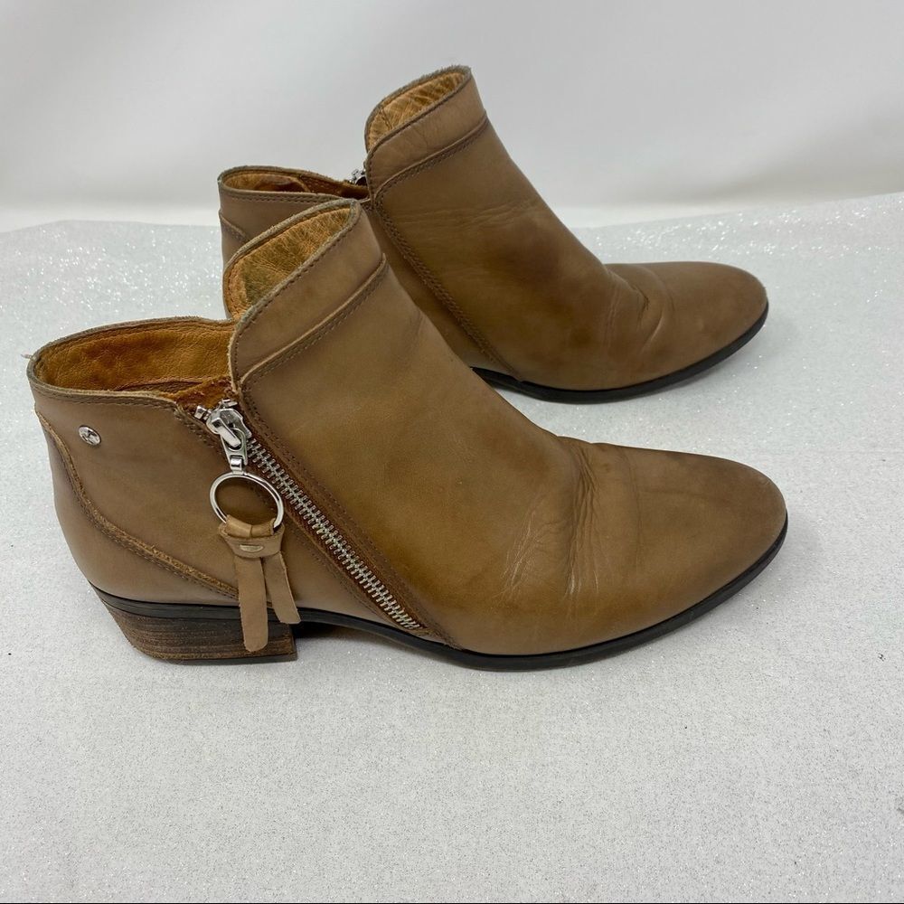 PIKOLINOS Tan Ankle Boots